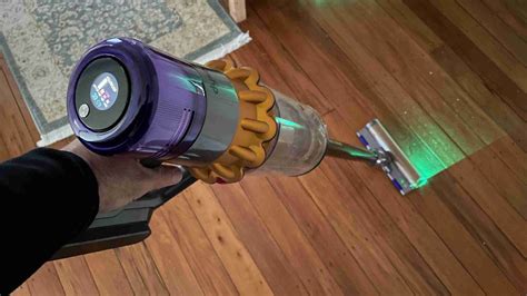 dyson v15 detect review